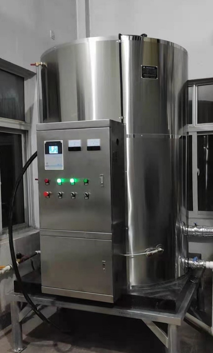2.5噸不銹鋼電開(kāi)水器圖片